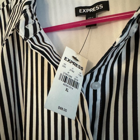 Dress - Picture 2 of 3